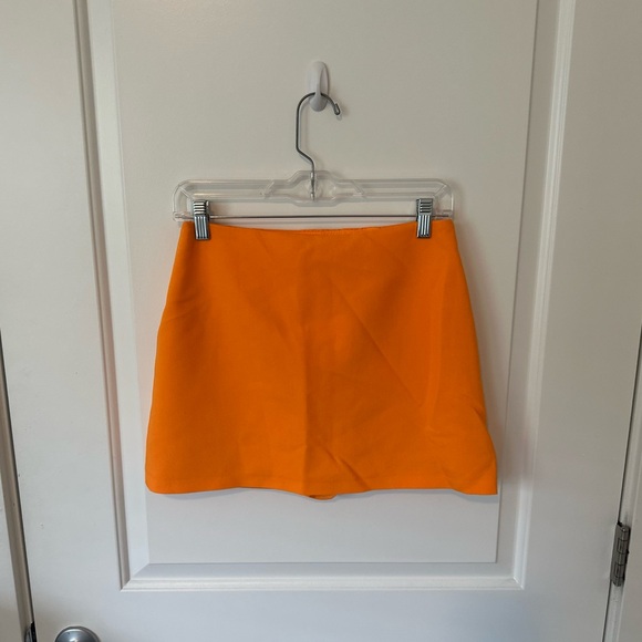 Abercrombie & Fitch Orange Scarlett Mini Skort, Small - Picture 5 of 9